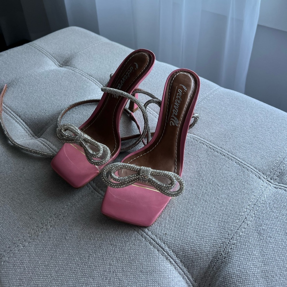 Pink heels
